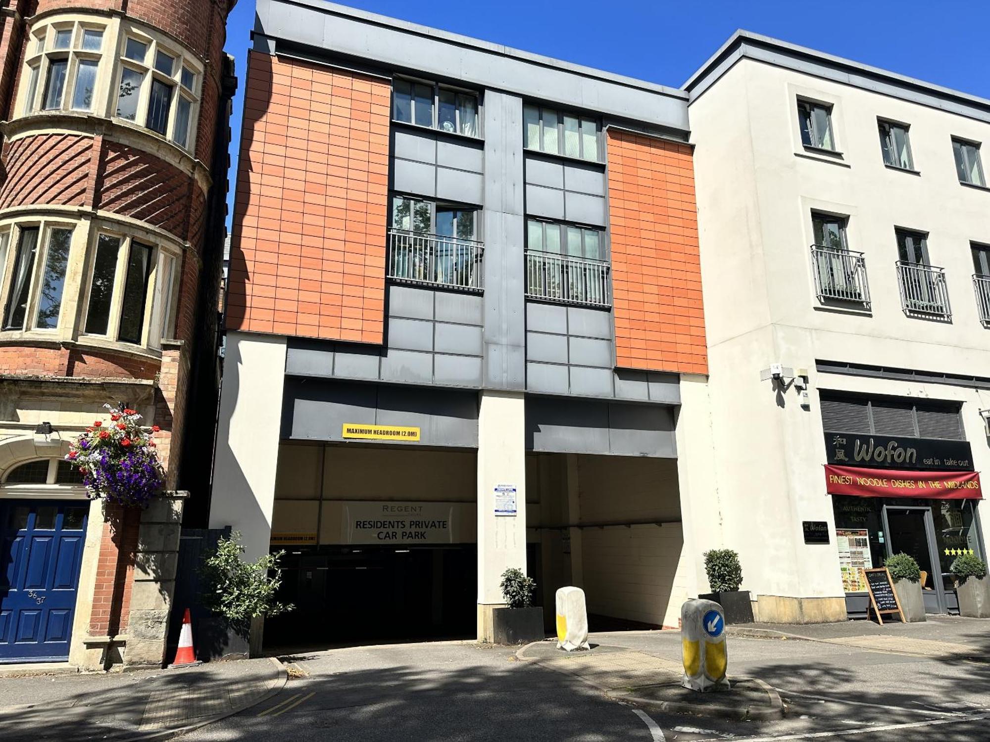 Stunning 2-Bed Town Centre Apartment - Hosted By Hutch Lifestyle Leamington Spa Extérieur photo